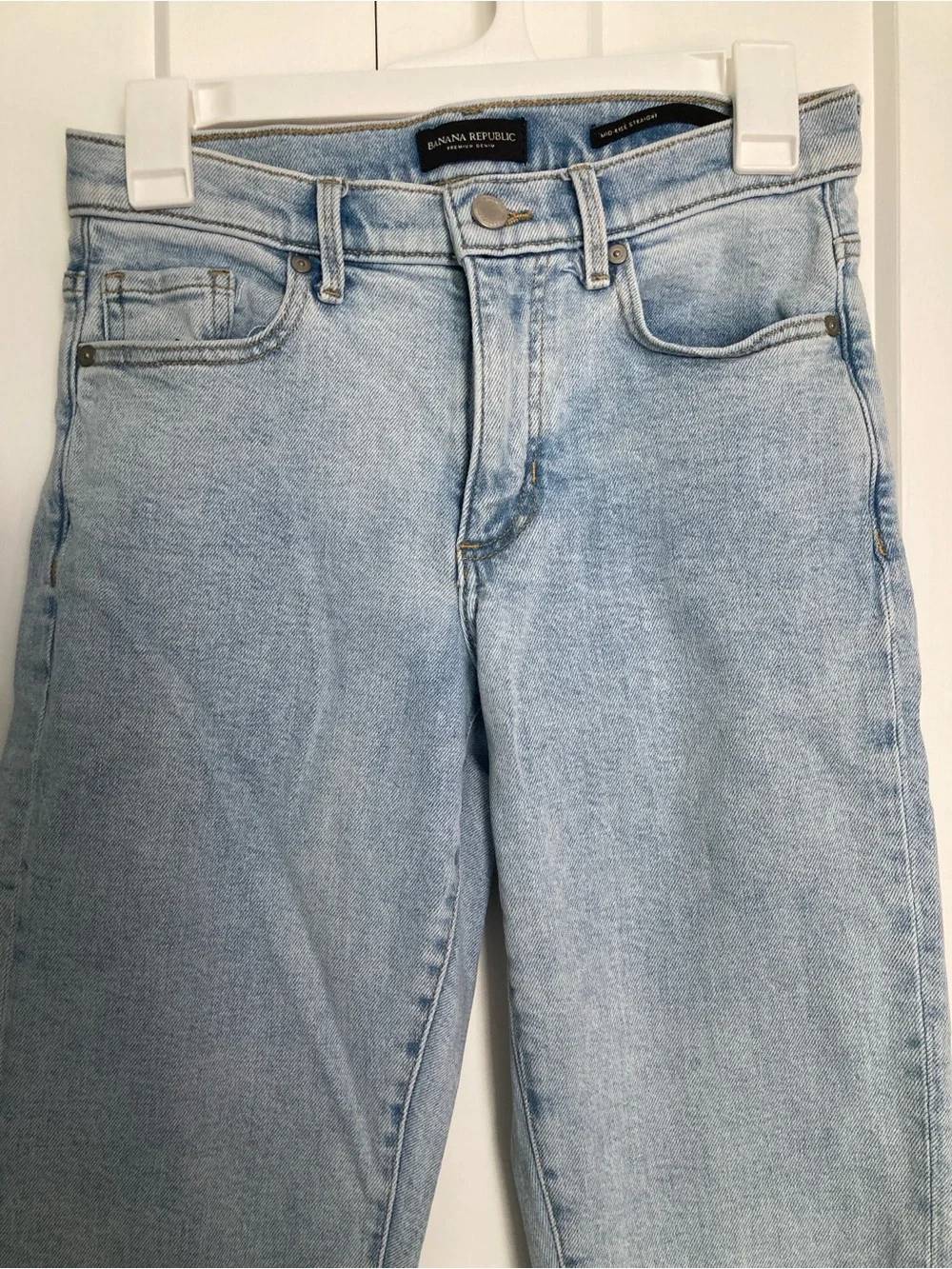 Banana Republic Mid Rise Straight Light Wash Denim Jeans Size 25
